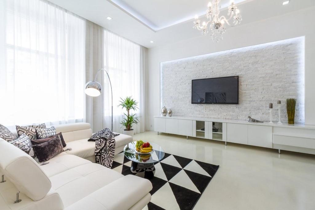 Stylish Apartment 5 Minutes Walk From City Center Prague Exterior photo